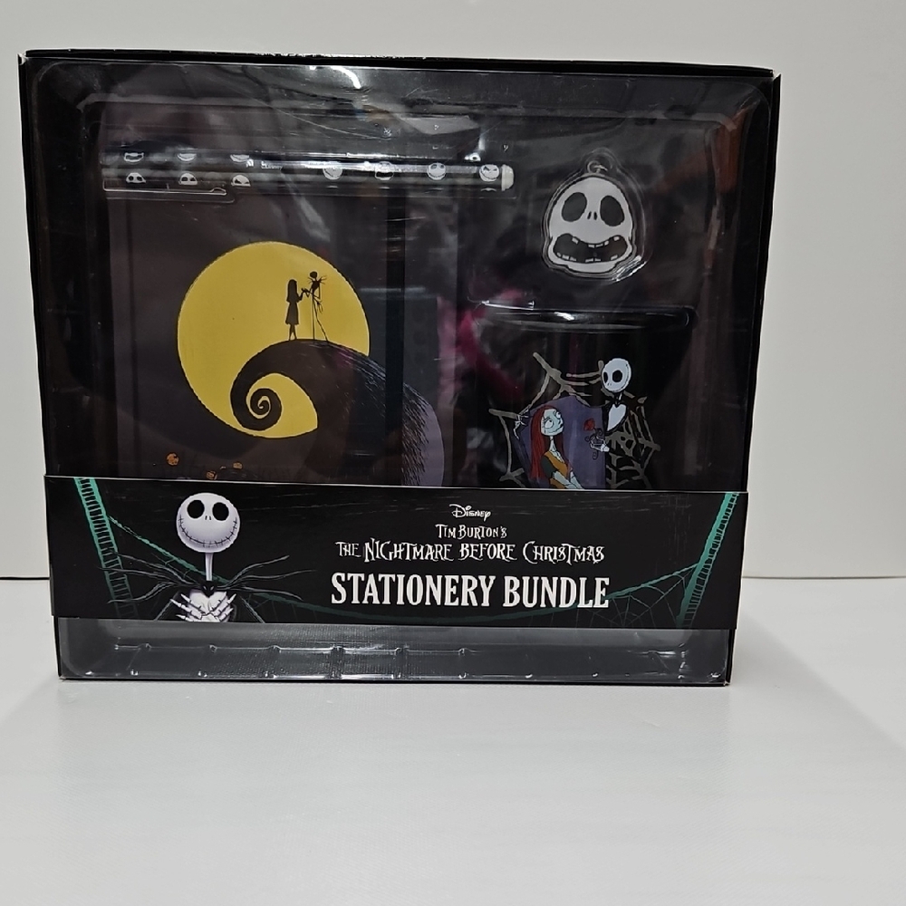 Disney Nightmare Before Christmas Stationery Set - Black and Yellow